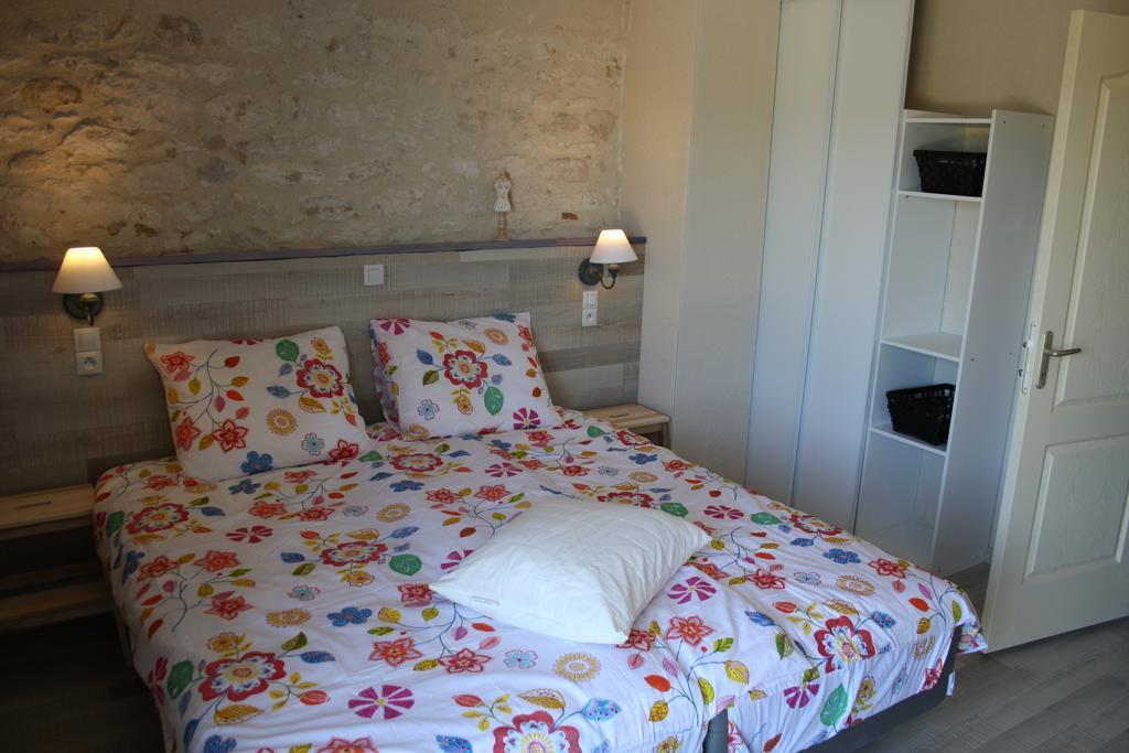 La Perle Du Lot Bed & Breakfast Castelnau-Montratier Cameră foto