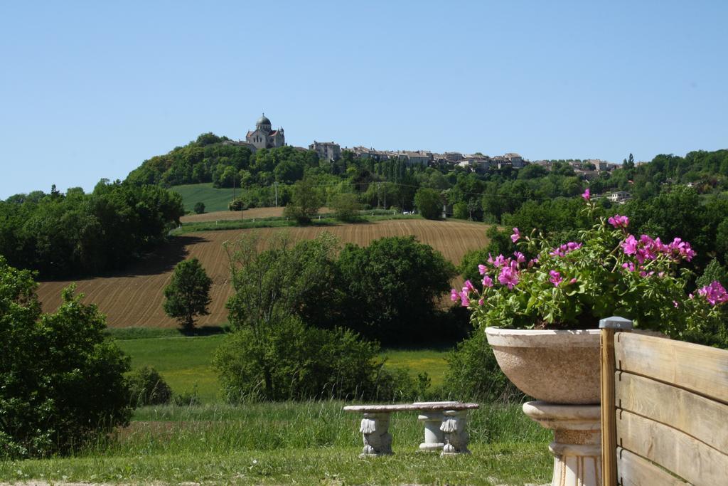 La Perle Du Lot Bed & Breakfast Castelnau-Montratier Exterior foto
